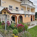 Apartmaji In Sobe Kocjancic Privat bolig