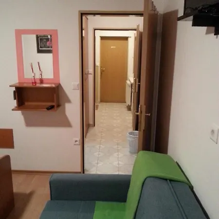 Apartmaji In Sobe Kocjancic Ostanak kod kuće Podcetrtek