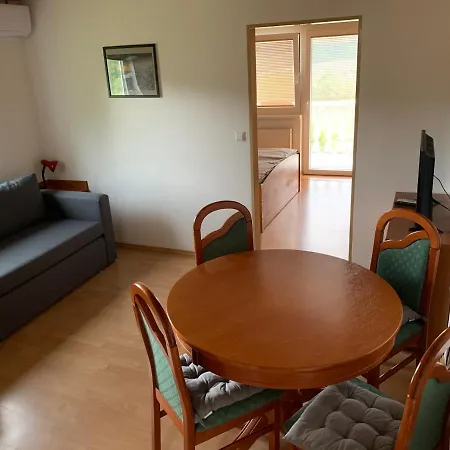 Ostanak kod kuće Apartmaji In Sobe Kocjancic
