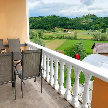 Apartmaji In Sobe Kocjancic 博德森特克