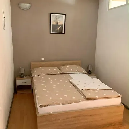 Ostanak kod kuće Apartmaji In Sobe Kocjancic *