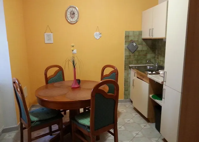 בית אירוח Apartmaji In Sobe Kocjancic פודצ'טרטק