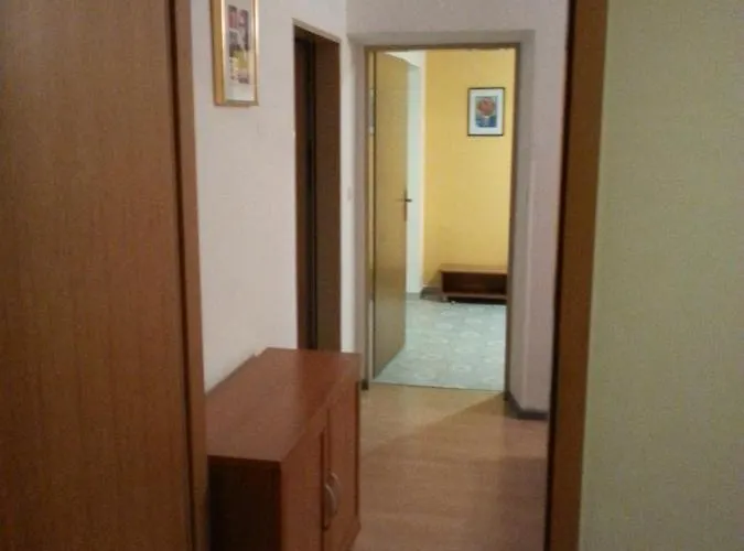 Apartmaji In Sobe Kocjancic בית אירוח פודצ'טרטק
