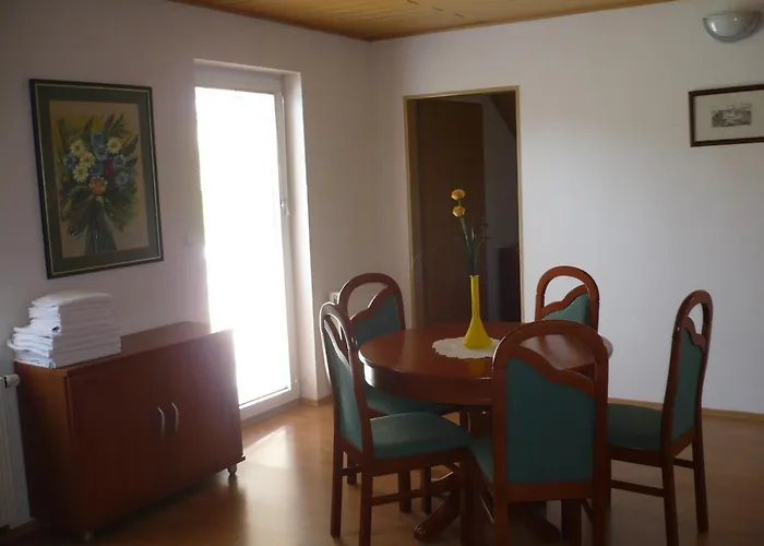 Apartmaji In Sobe Kocjancic