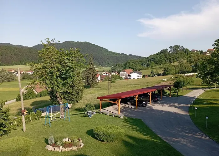 Apartmaji In Sobe Kocjancic 홈스테이