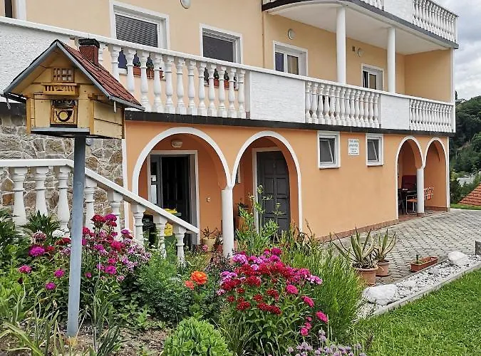 Apartmaji In Sobe Kocjancic ホームステイ